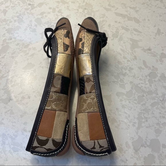 EUC - Coach - “Joan” Patchwork Ballet Flats - Brown/Tan/Gold - 6.5 - Picture 4 of 6